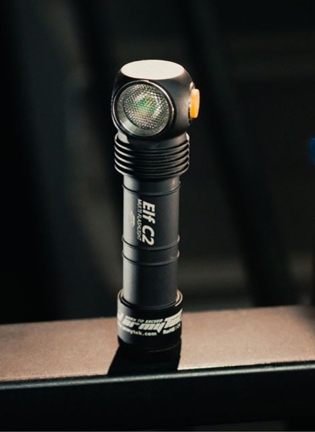 Armytek ELF C2 XP-L 黃光 頭燈 980流明 全泛光 輕巧 含電池