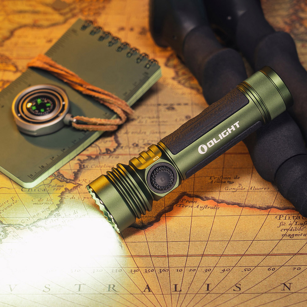 OLIGHT SEEKER 4 PRO 軍綠色 4600流明 260米 高亮度手電筒 TYPE-C/ MCC3
