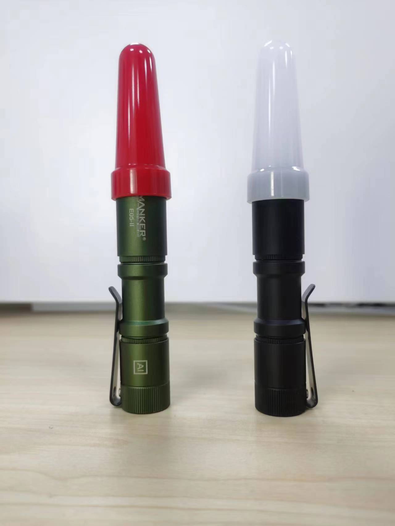 Manker E05 II 専用柔光罩 (紅/白一組) Manker E05 II 専用柔光罩 (紅/白一組)