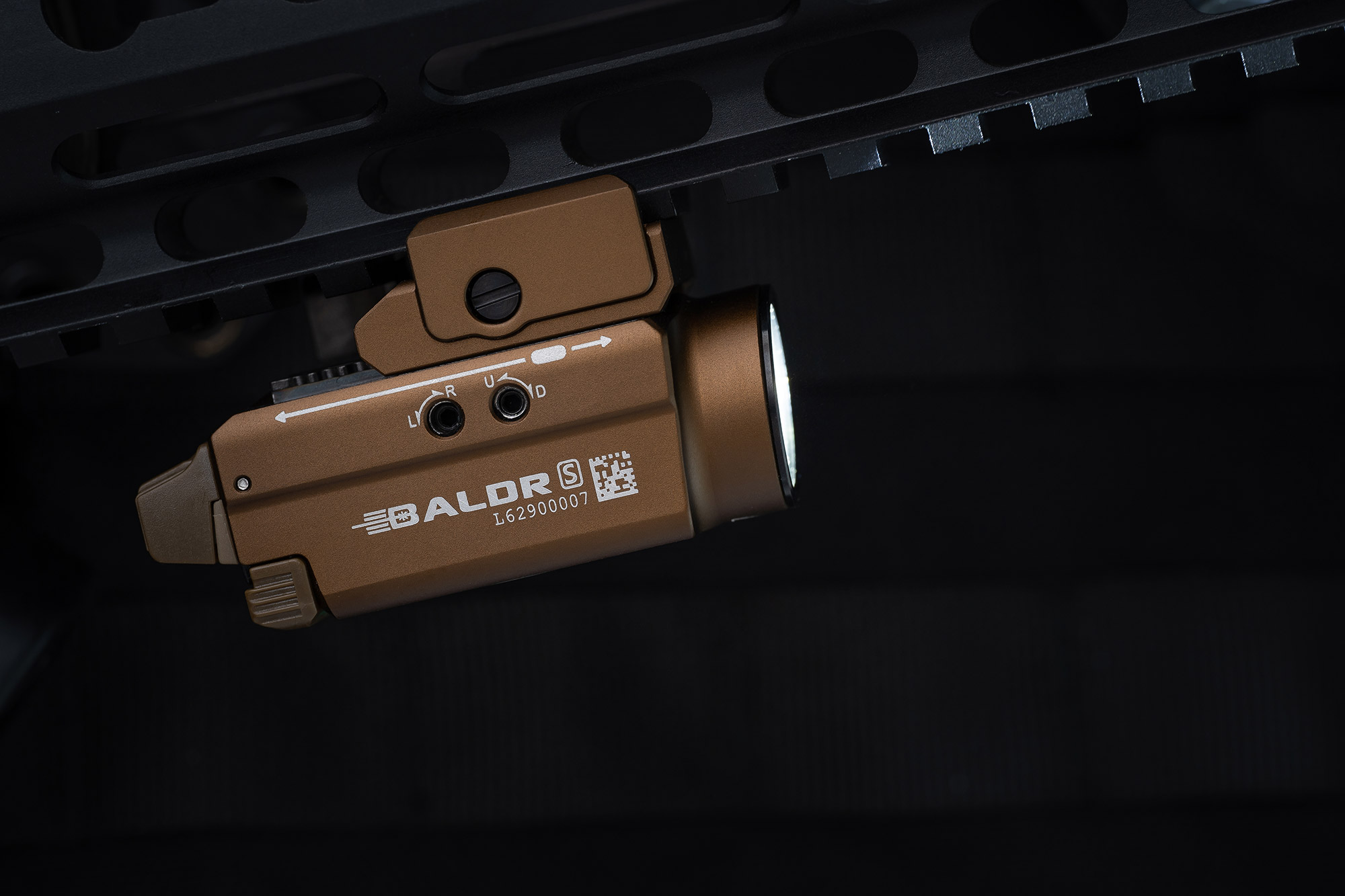 Olight BALDR S 800流明 130米 強光戰術槍燈 綠激光 1913/GLOCK 磁吸充電 生存遊戲 警察 國軍 Olight BALDR S 800流明 130米 強光戰術槍燈 綠激光 1913/GLOCK 磁吸充電 生存遊戲 警察 國軍
