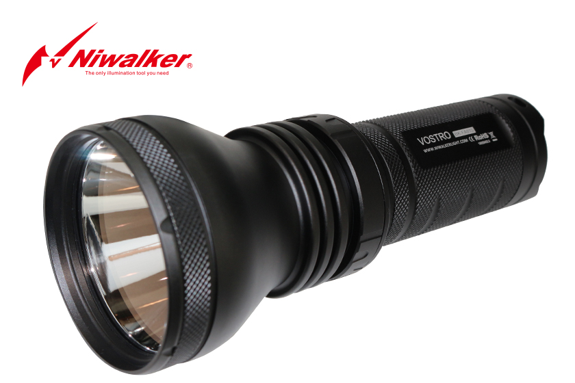 Niwalker 2016最新款 FA01S 1300流明 超級遠射電筒 1200米 (18650*4)