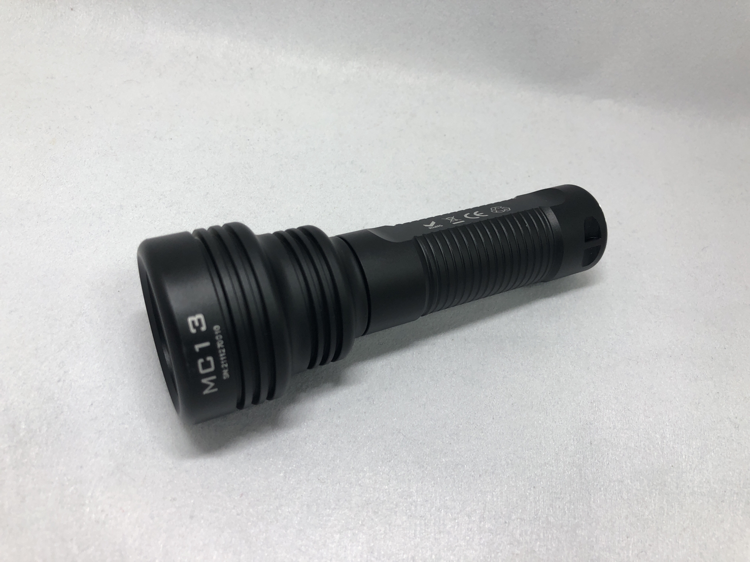 【停產】Manker MC13 SBT90.2 限量版 4500流明 600米 EDC 含18650轉接管 遠泛兼具 手電筒