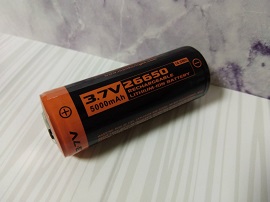 Manker 26650 5000mAh 3.7V 保護版鋰電池 原廠電池