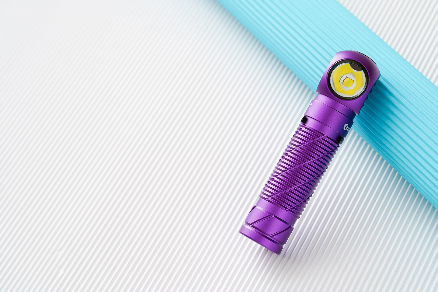 【限量紫色】Olight PERUN2 2500流明 頭燈 L型拐角燈 紅外線感應 防水 磁吸充電 21700 防水 磁吸 【限量紫色】Olight PERUN2 2500流明 頭燈 L型拐角燈 紅外線感應 防水 磁吸充電 21700 防水 磁吸
