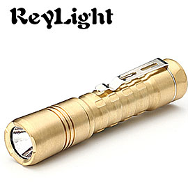 Reylight P1 Pineapple 黃銅材質 高顯色燈泡 AA電池/14500電池(3.7V) 最高390流明