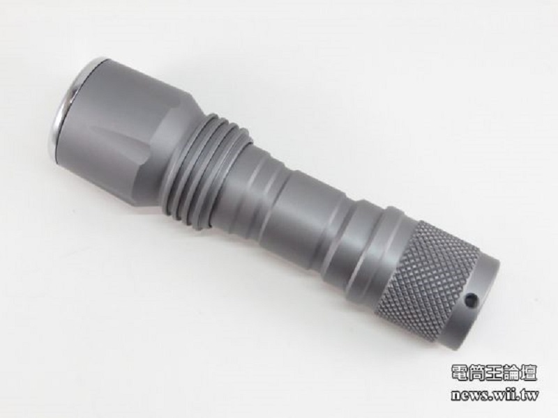 maxtim 100W-R系列 調焦式 兩段亮度 LED手電筒 套組