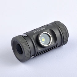 (已停產)Spark-light-psk Spark-SD52 雙AA 全泛光 頭燈 工作燈