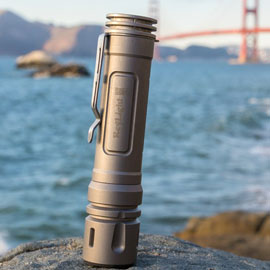 Reylight LAN L1 鈦合金-噴砂版 390流明 AA電池/14500 手電筒 高顯色 色溫4000K
