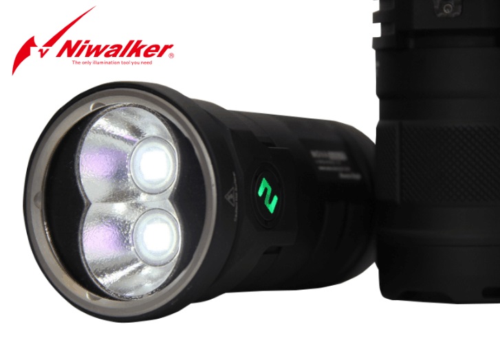 Niwalker Nove MM15MB 6800流明 Cree XHP70 LED怪獸手電筒 18650*4
